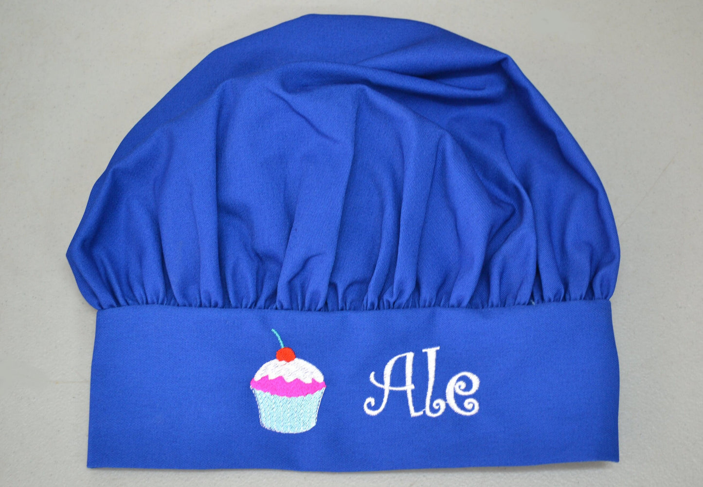 Personalized Kids Chef Hat Embroidered with Your Text or Name and Cute Cupcake Design, Chef Gift, Cooking Gift, Future Chef, Chef Hat Name
