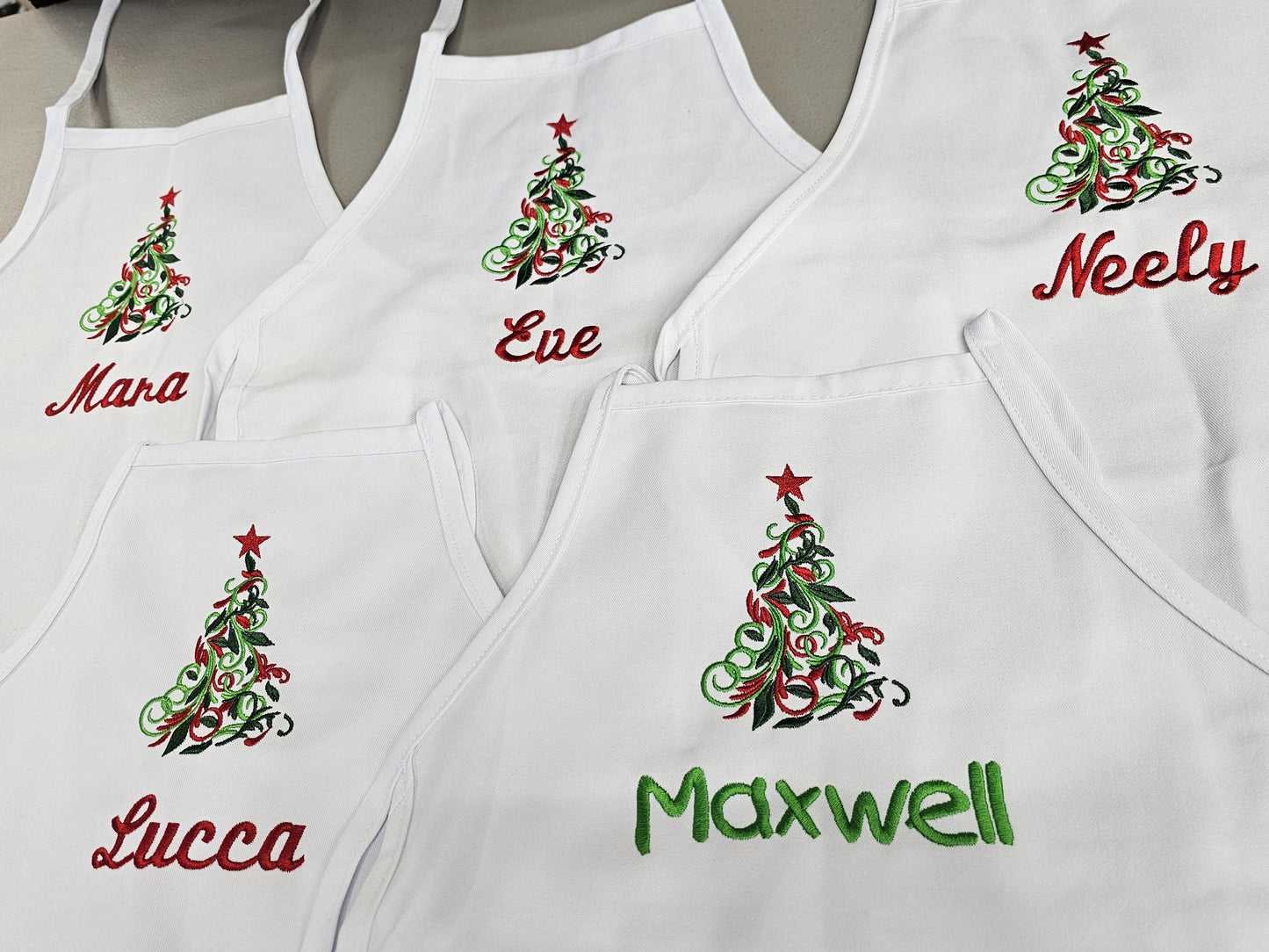 Personalized Kids Christmas Tree Apron, Embroidered Name, Monogrammed Chef Uniform, Chef Gift, Cooking Party, Art Party, School Smock